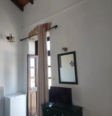 Belessi's Mansion 1 Гостевой дом