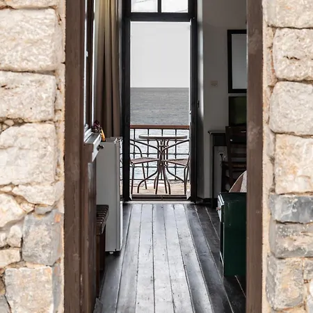 Belessi's Mansion 1 3* Монемвазия