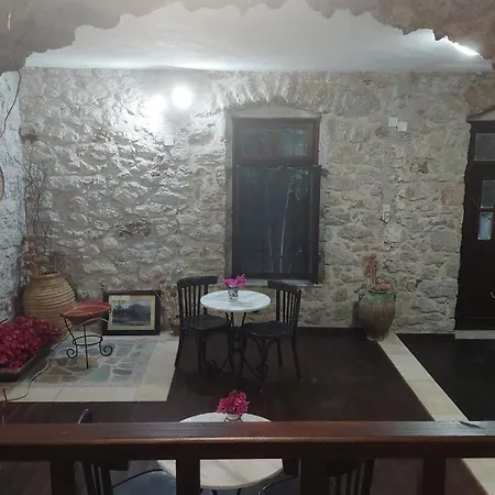 Belessi's Mansion 1 3*