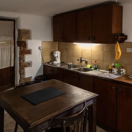 Belessi's Mansion 1 3*