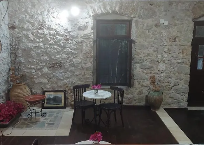 Belessi's Mansion 1 3*