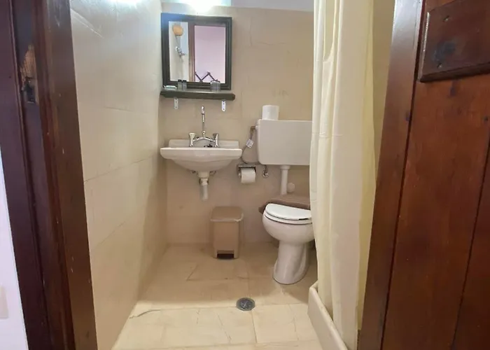 Belessi's Mansion 1 3*